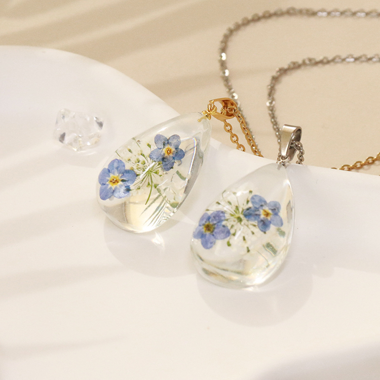 Flower Necklace Silver